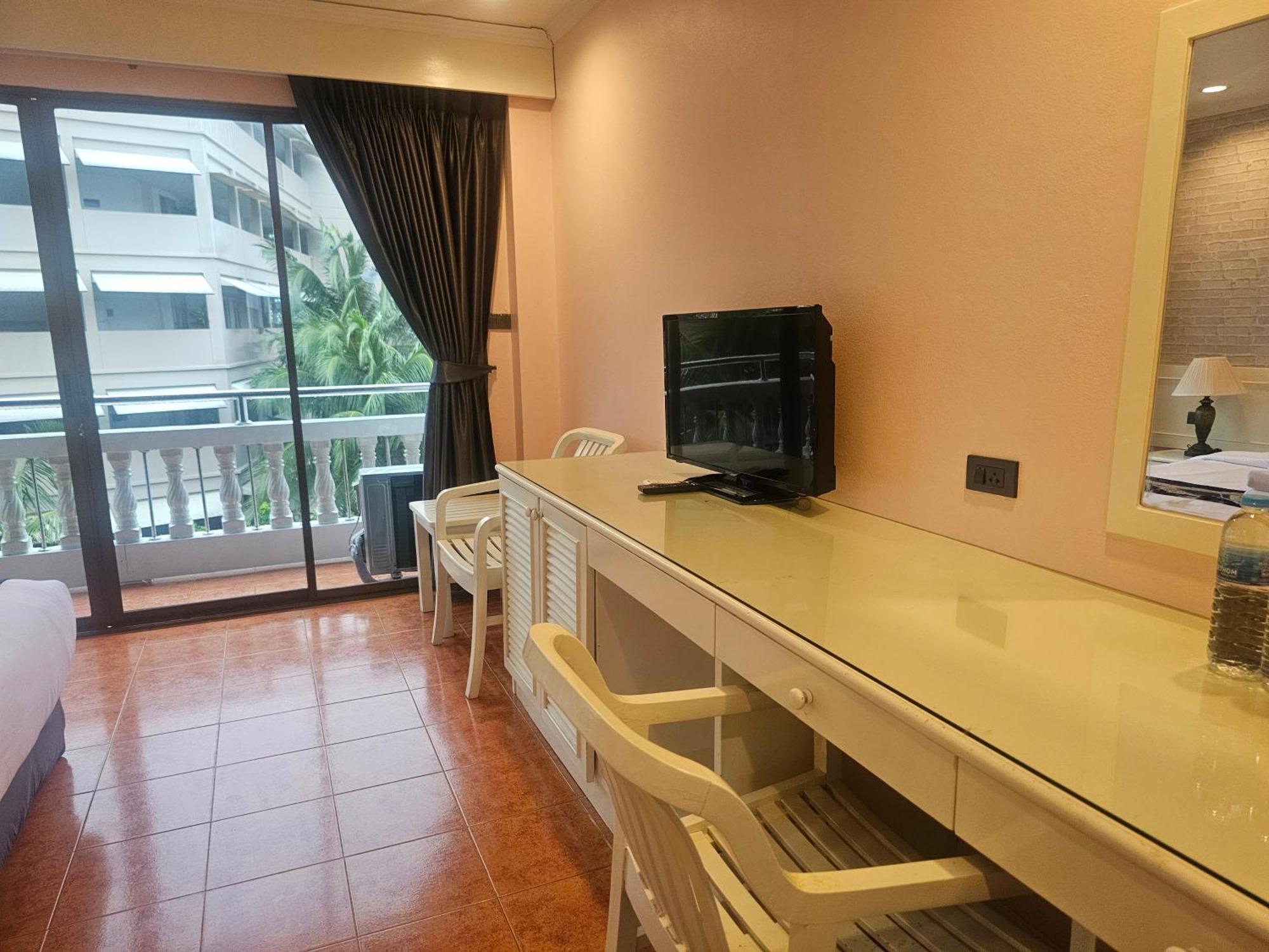Patong Central Residence And Apartment מראה חיצוני תמונה